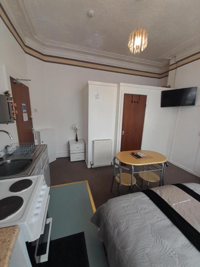 Nova Holiday Apartments Blackpool Extérieur photo
